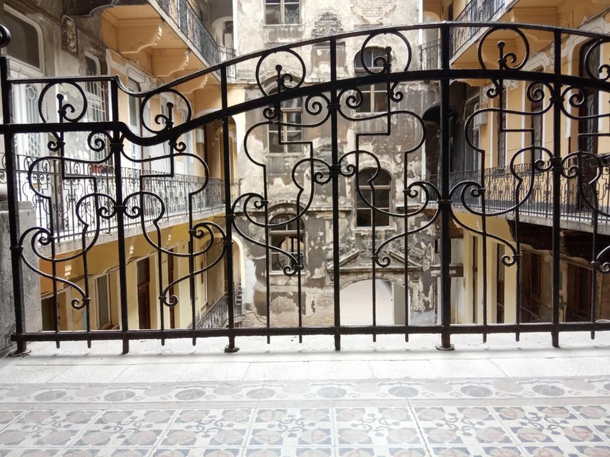 Jolie Apartment In Historical Center Budapest Exterior photo