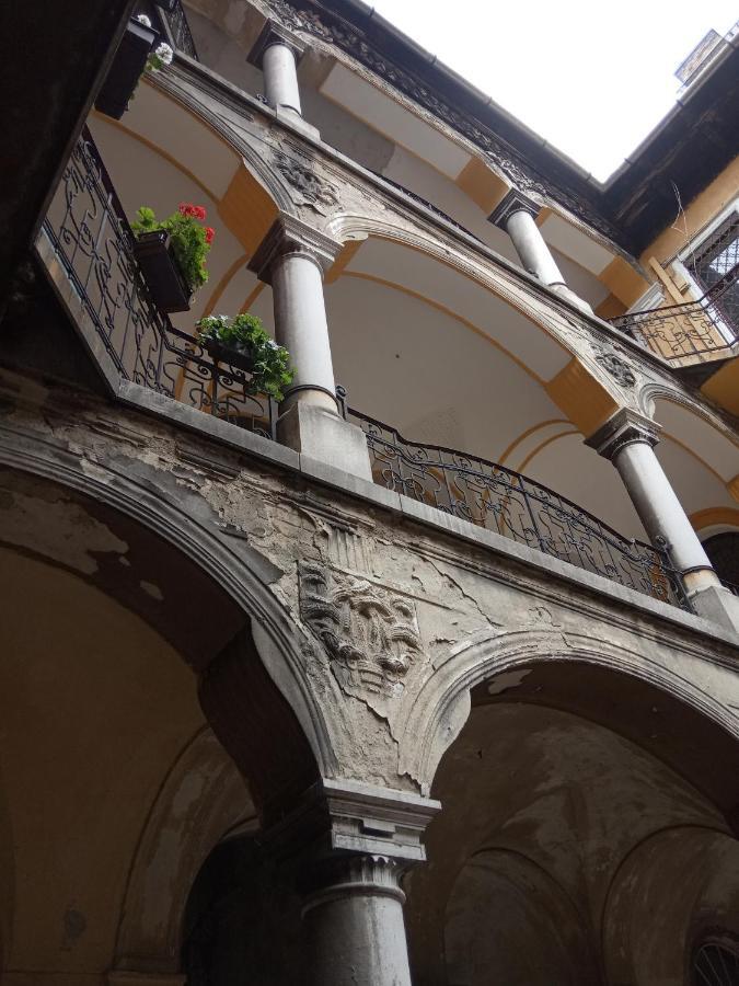 Jolie Apartment In Historical Center Budapest Exterior photo